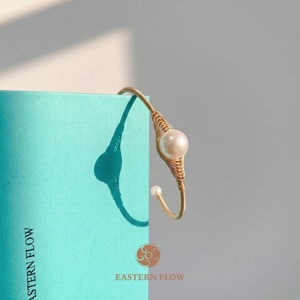 The Flow of Metal: Single Natural Freshwater Pearl Cuff Bangle