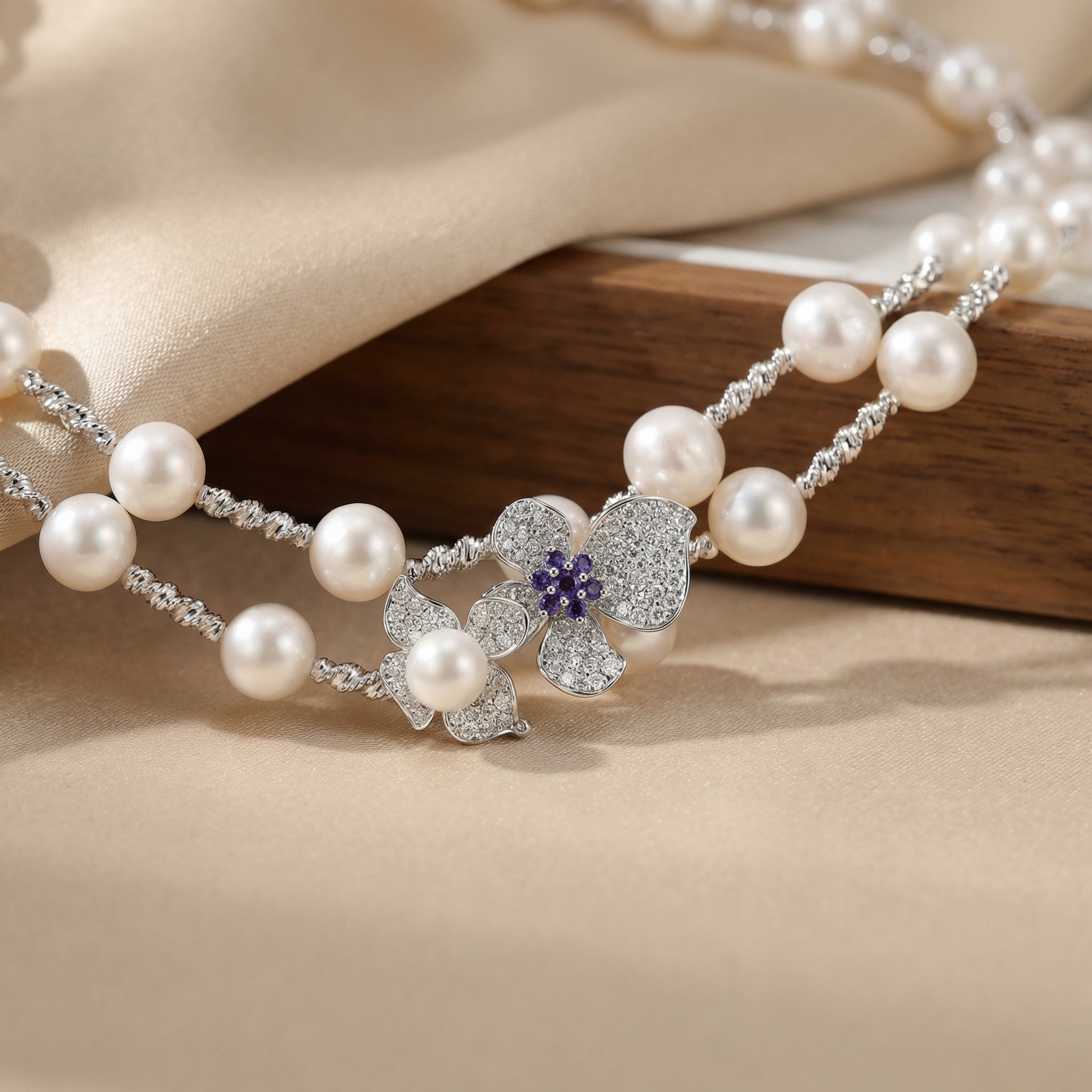 he Flow of Water: Alloy Freshwater Pearl Flower Sweater Chain