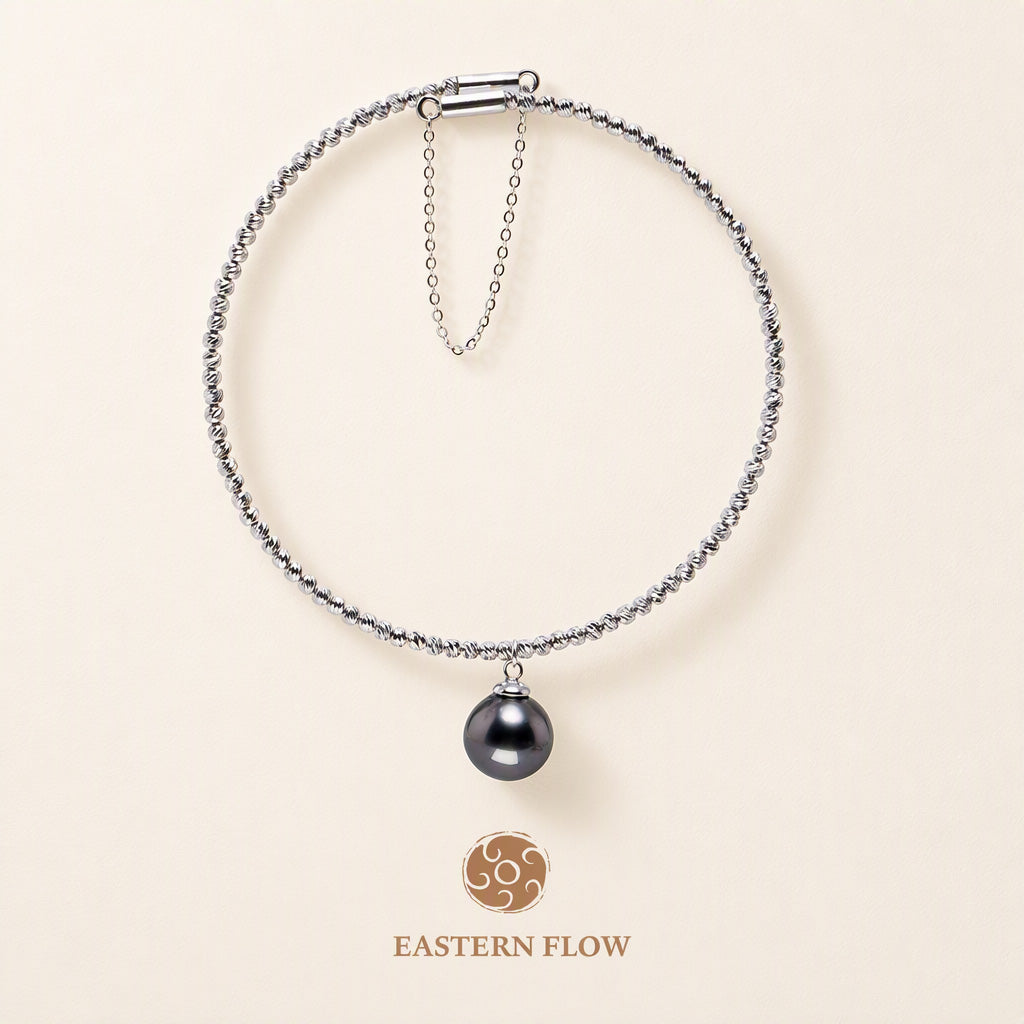 The Flow of Water: Single Natural Tahitian South Sea Pearl Bangle